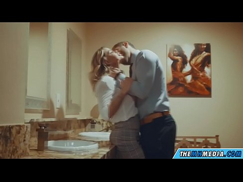 ❤️ Wenn eine vollbusige Blondine dich in einer öffentlichen Toilette verführt ️ Super porn bei uns de.pornosexphoto.ru ☑